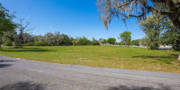 9334 E GULF TO LAKE HIGHWAY
