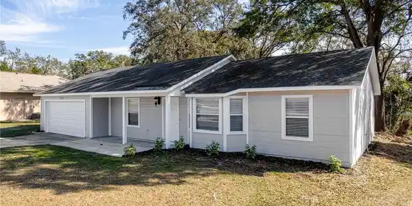 6356 SLEEPY HOLLOW DRIVE