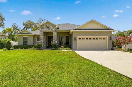 5111 DISMUKE DRIVE