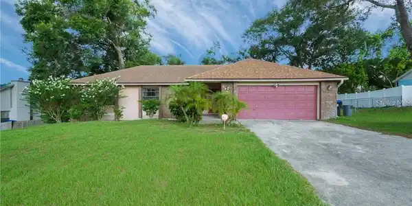 5924 WHITE EGRET LANE