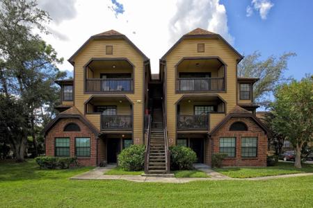 380 LAKE ONTARIO COURT