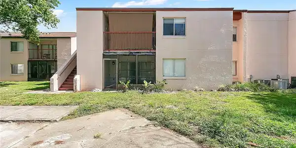 2504 CITRUS CLUB LANE