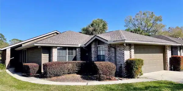 307 W SABAL PALM PLACE