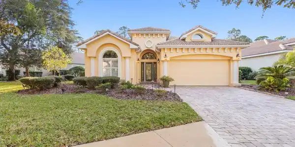 2 VILLAGE VIEW WAY