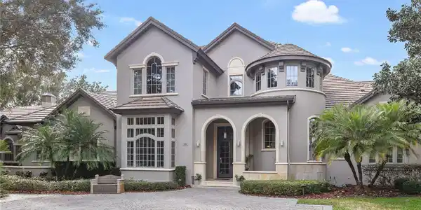 5084 ISLEWORTH COUNTRY CLUB DRIVE