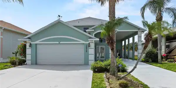 16644 CITRUS PARKWAY