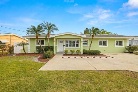 4763 SHORE ACRES BOULEVARD NE