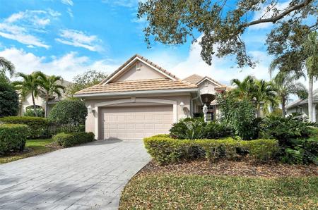 6525 OAKLAND HILLS DRIVE