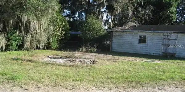 819 NW 11TH BOULEVARD