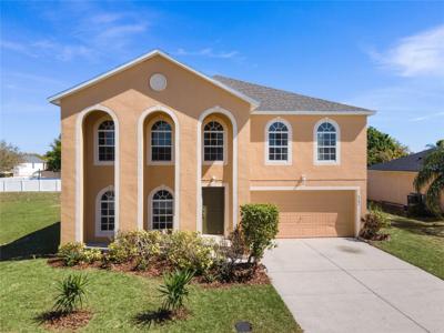 5784 ROYAL HILLS CIRCLE