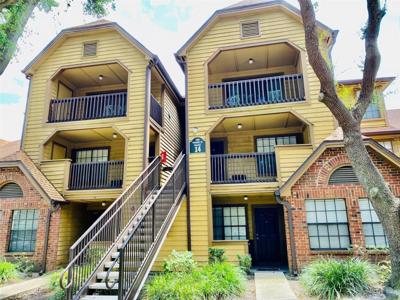 390 WOODSIDE DRIVE