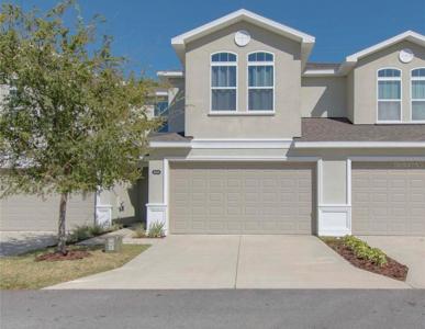 2262 MONTVIEW DRIVE