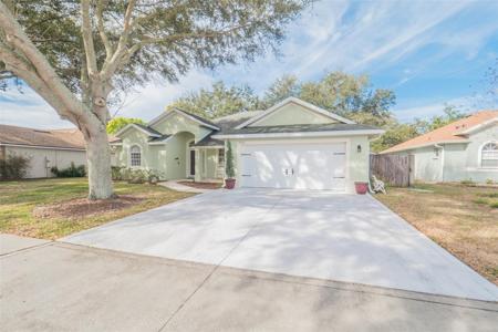 2502 E MOONLIGHT LANE