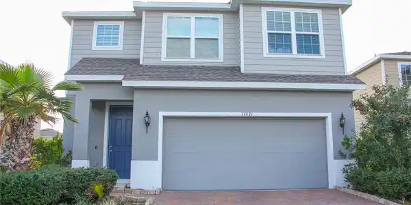 17421 PAINTED LEAF WAY