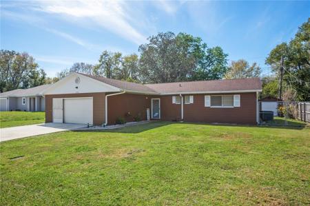 1556 CHURCHILL COURT