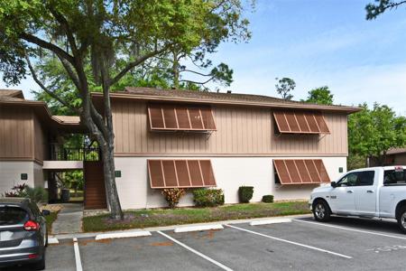 190 HICKORY WOODS COURT