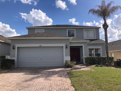 638 KENSINGTON DRIVE