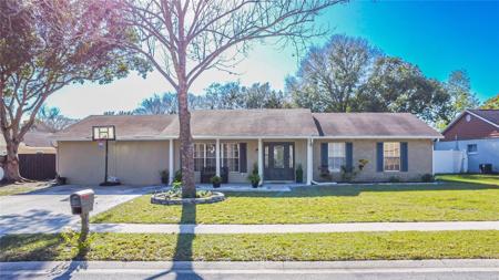 705 STINNETT DRIVE