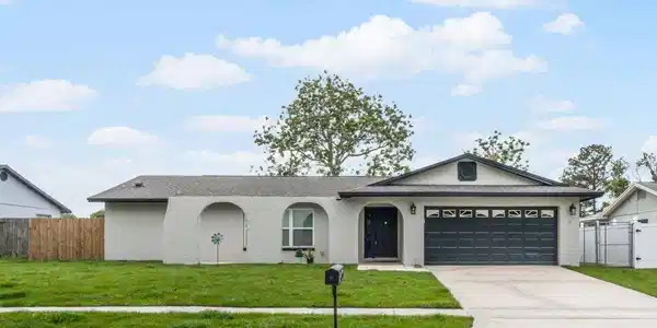 804 MIMOSA DRIVE