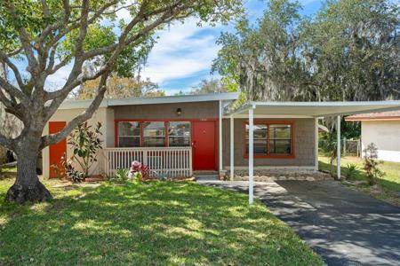1908 SUNSET LANE