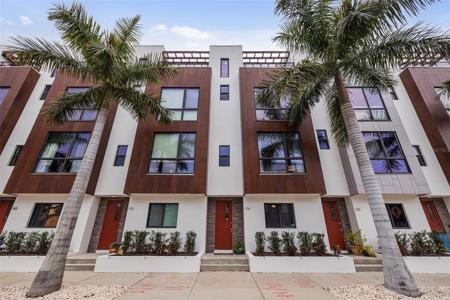 174 8TH STREET N