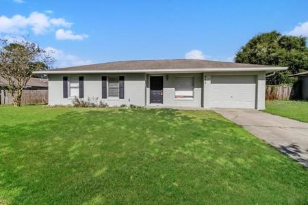 955 CEDAR CIRCLE