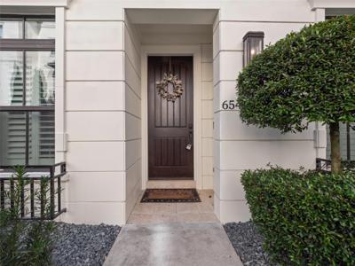 654 MARIPOSA STREET