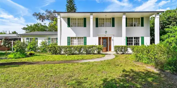 107 PINE NEEDLE LANE