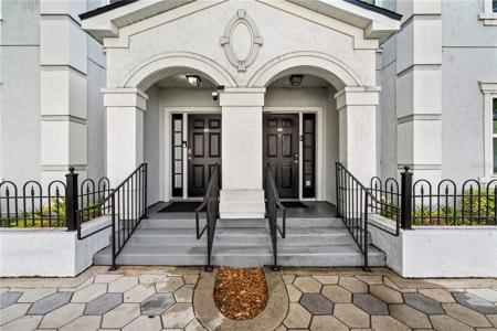 202 E SOUTH STREET