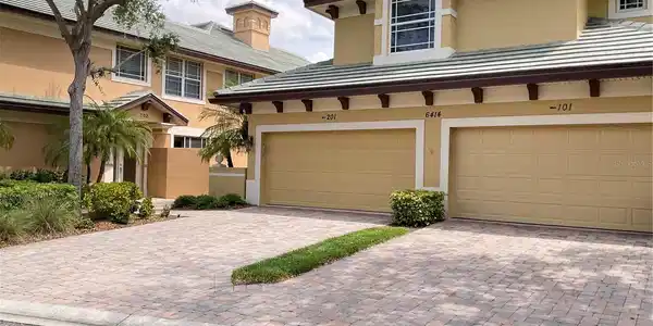 6414 MOORINGS POINT CIRCLE