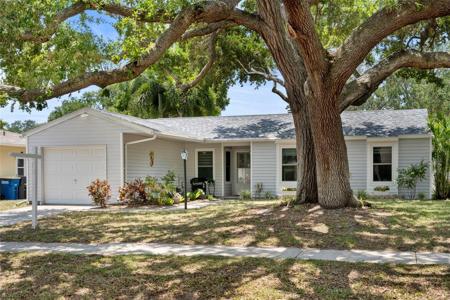 2061 CHARTER OAKS DRIVE