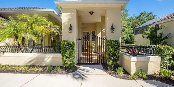 68 SOUTHLAKE DRIVE