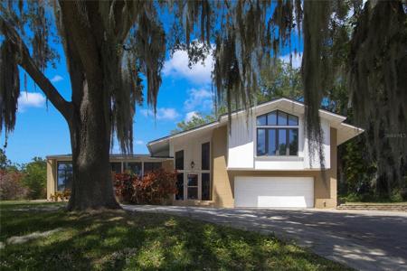550 E LAKESHORE DRIVE