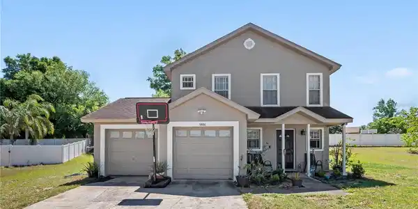 5801 PONDWOOD COURT