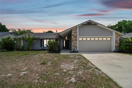 2032 HOUNDSLAKE DRIVE