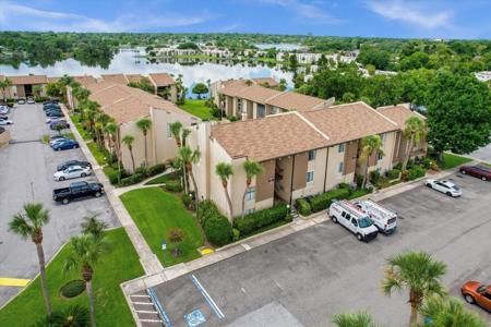 564 ORANGE DR