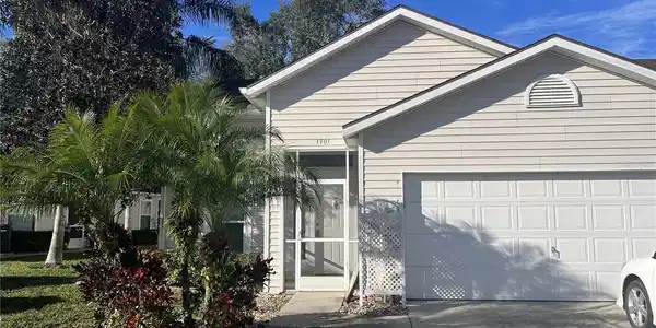 1701 LAKE HERON DRIVE