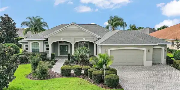 2350 PAWLEYS ISLAND PATH