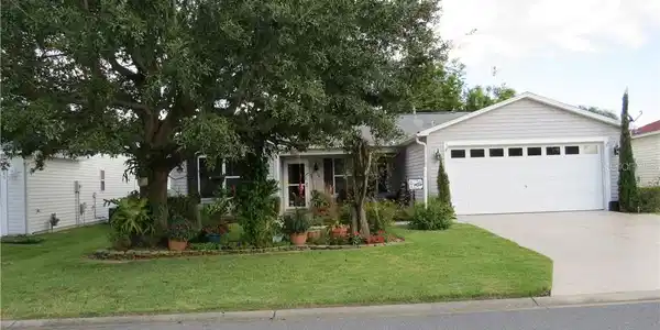 984 LIVINGSTON LOOP