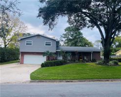 303 VALENCIA SHORES DRIVE