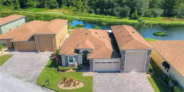 3806 LITCHFIELD LOOP