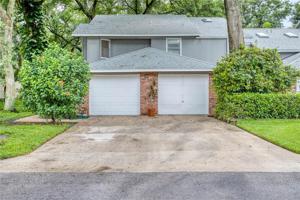 628 LAUREL OAK LANE