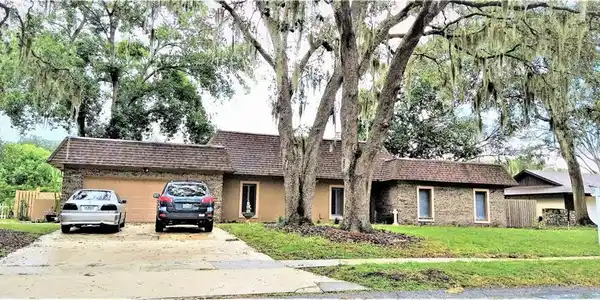 110 NORTH SPRING TRAIL