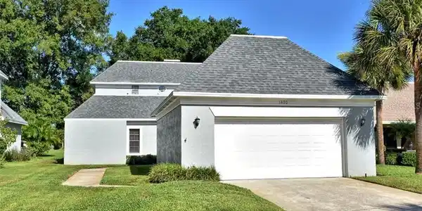 1420 OAK TREE COURT