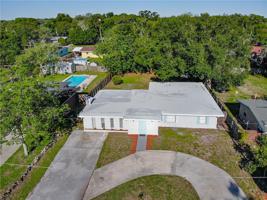 1011 OAK DRIVE
