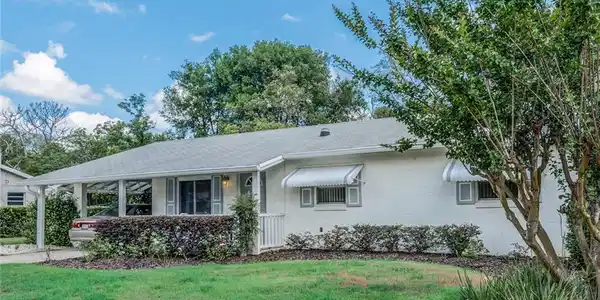 2661 AZALEA DRIVE