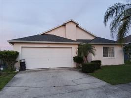 823 HILLCREST DRIVE