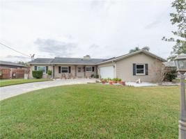 2411 SEA BREEZE COURT