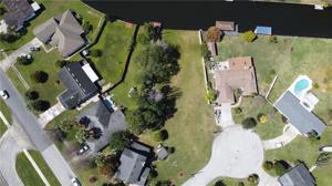 2806 GULFSTREAM COURT