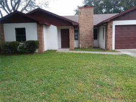 1711 SANDALWOOD CIR SW